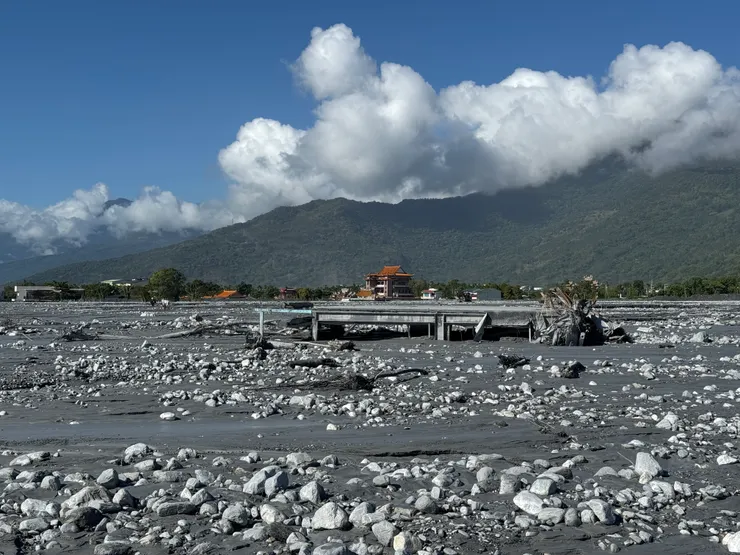 佛祖街「河床段」