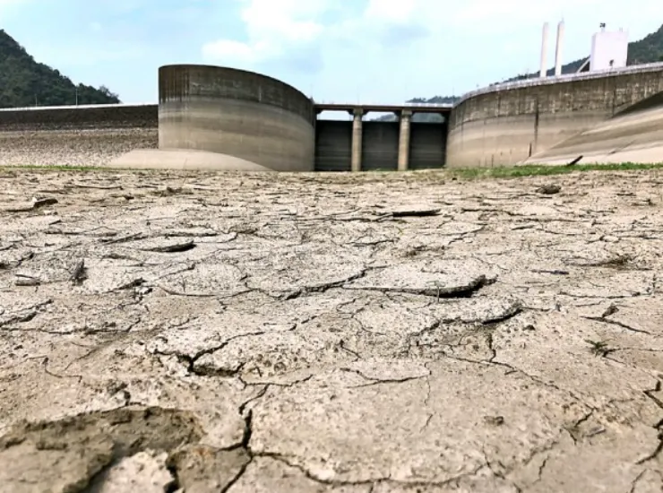 2018年曾文水庫乾旱(ref.自由時報)