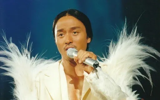 《張國榮熱·情演唱會》影像