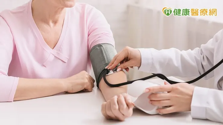 隨著安全的血壓標準持續下修、治療需求增加,針對上述難以達標的患者,目前也有了藥物以外的治療選項。