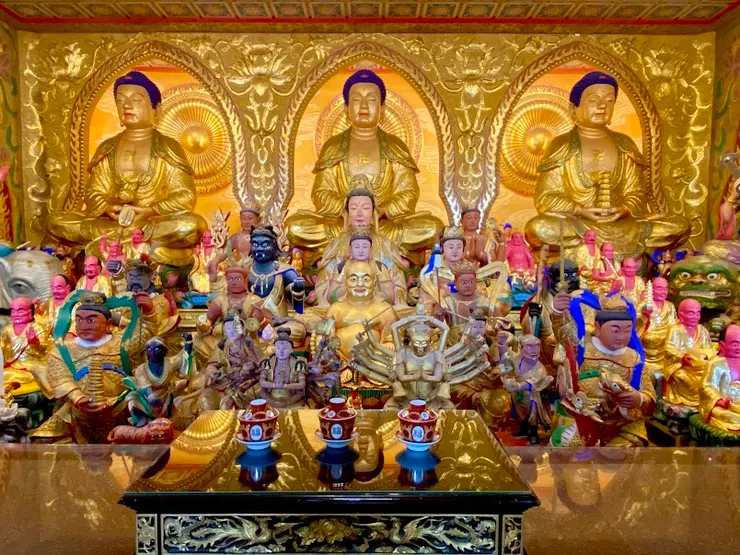 三寶佛祖（圖片截圖於網路）