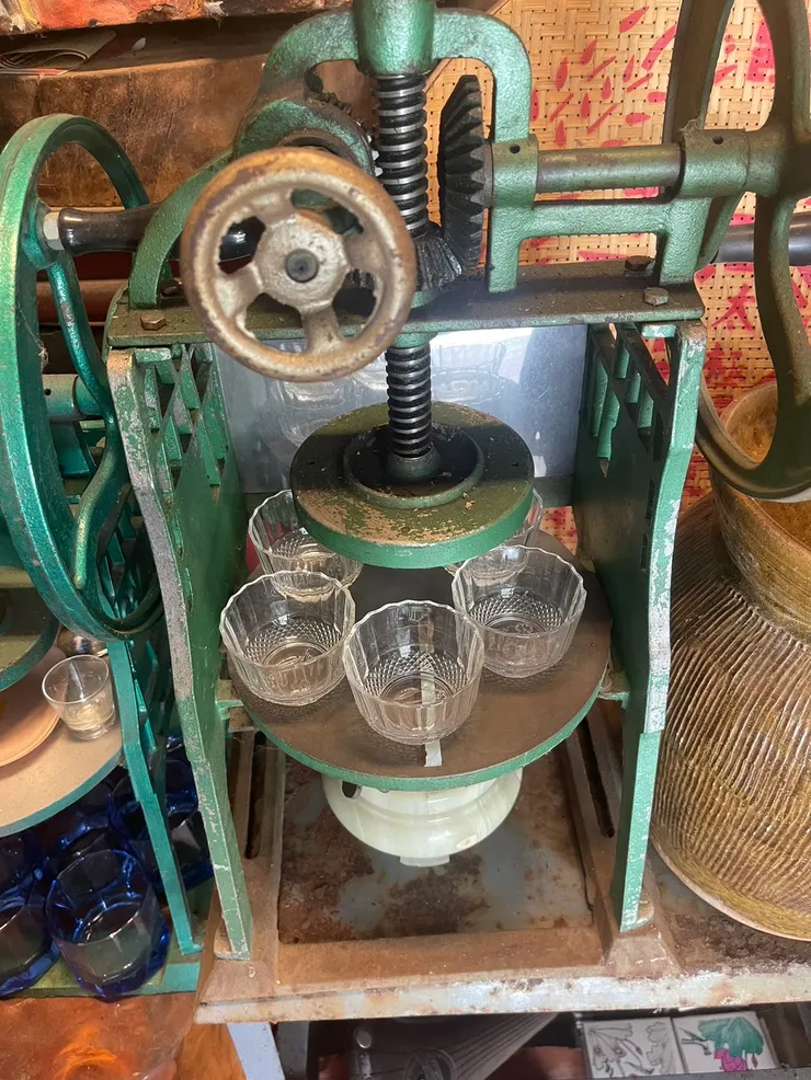 早期都是手搖剉冰