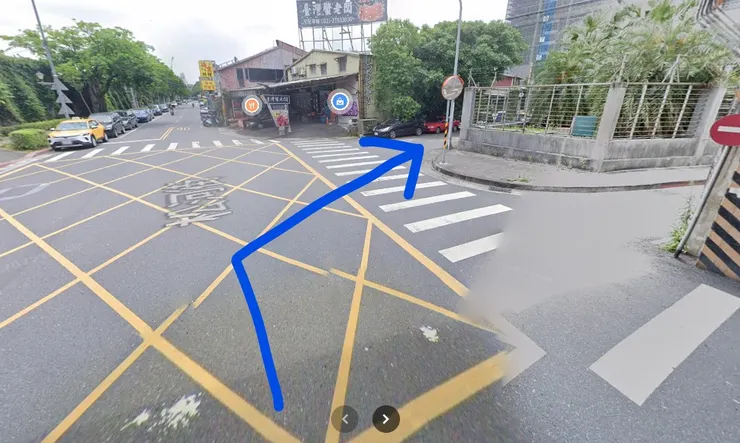 右轉至南港路3段256巷