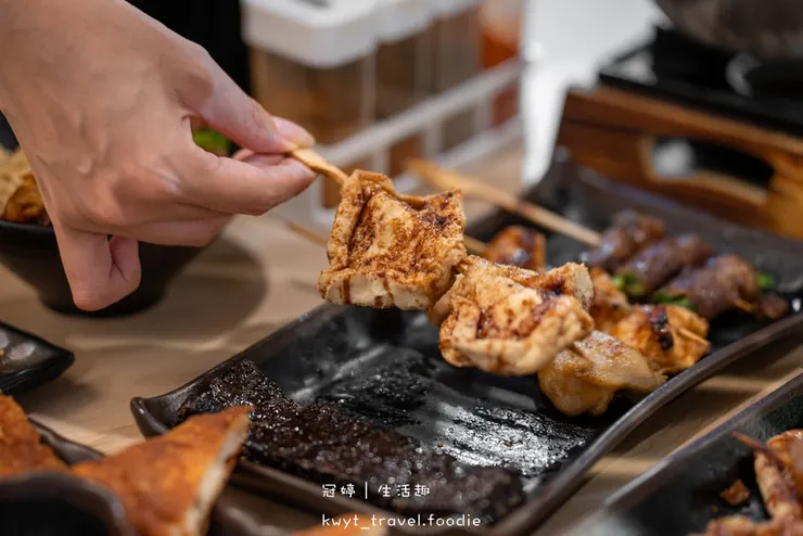 [台北信義]柒息地串燒居酒屋信義店，兩壺熱清酒149元！台北101附近神醬串燒19元起，Dcard與PTT兩大論壇推薦台北居酒屋