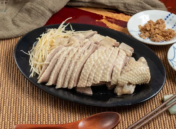 鮮美油亮的鴨肉（圖片截圖於網路）