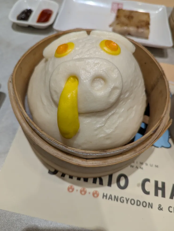 三麗鷗盲抽豬仔包