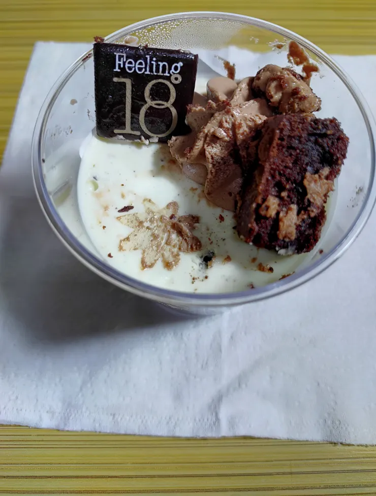 布朗尼巧克力慕斯杯