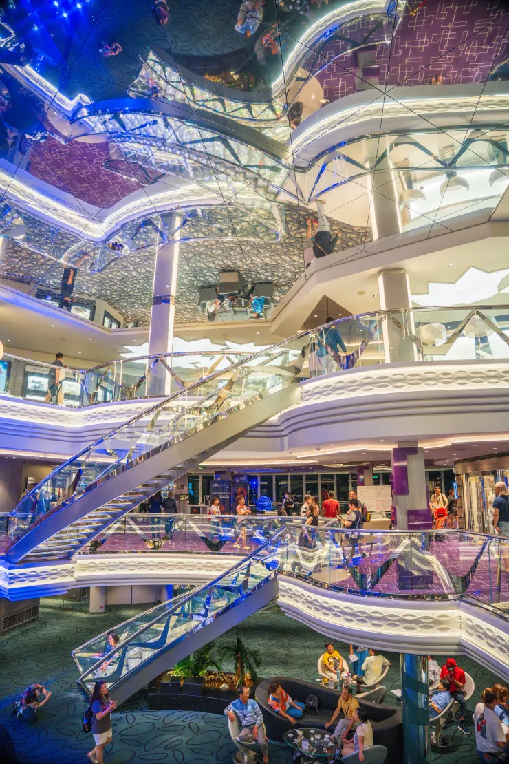 施華洛世奇水晶樓梯