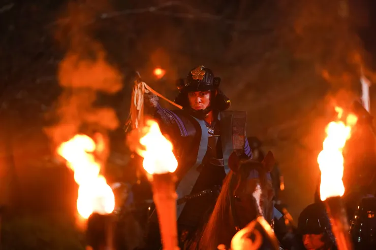 《The Legend & Butterfly》的「本能寺之變」變成狂粉對偶像「因愛成恨」,認為「被背叛」而引發的血案。