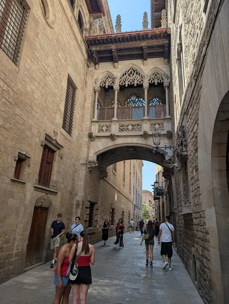Barcelona主教橋