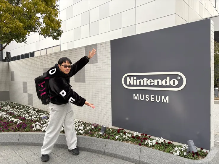 若想要參觀任天堂博物館，是需要提早三個月抽門票的！當時我們到達門口時，還有人想要買現場票、卻被警衛趕走了。若想前往造訪的，請提早到官網抽籤唷！