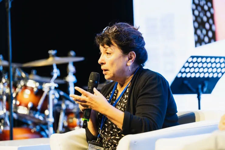 來自法國的 Catherine Benainous (Catherine) 