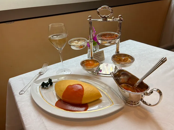 蛋包飯一家人^^