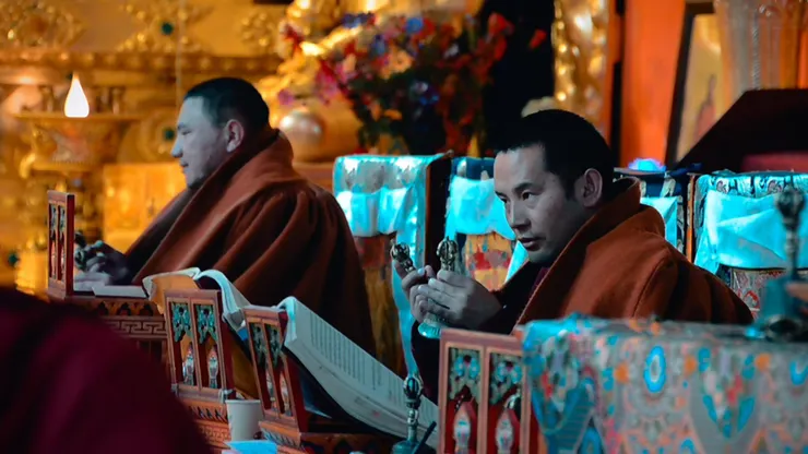 邀請千名喇嘛齊聚點燈，替信眾祈福。圖／直播主微糖＆AJ哥提供