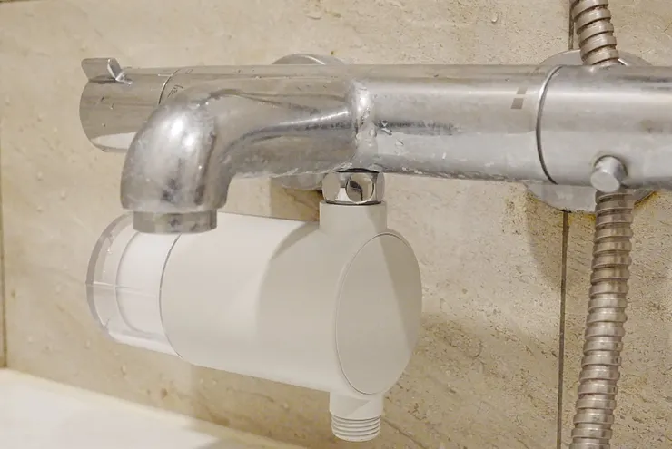 裝上淋浴過濾器