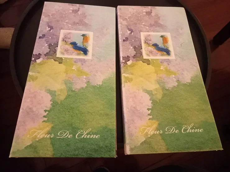 日月潭雲品酒店大廳酒吧的菜單封面也是美到不可思議!