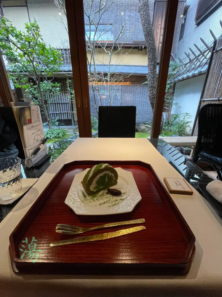 朝思暮想的抹茶捲。