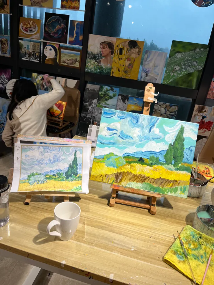 ↑ 第一堂課重感冒完成的打底，或許因為不舒服，多了些梵谷的抖動感