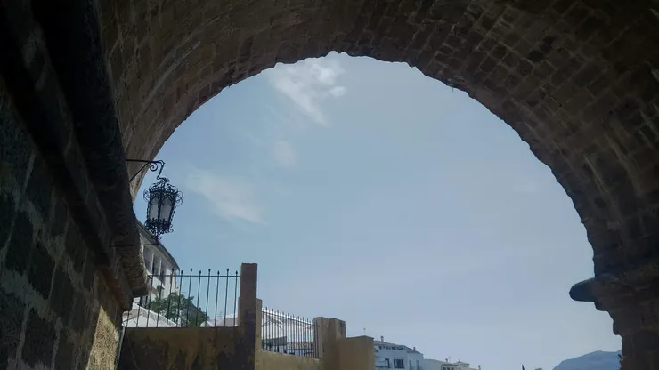 橋下