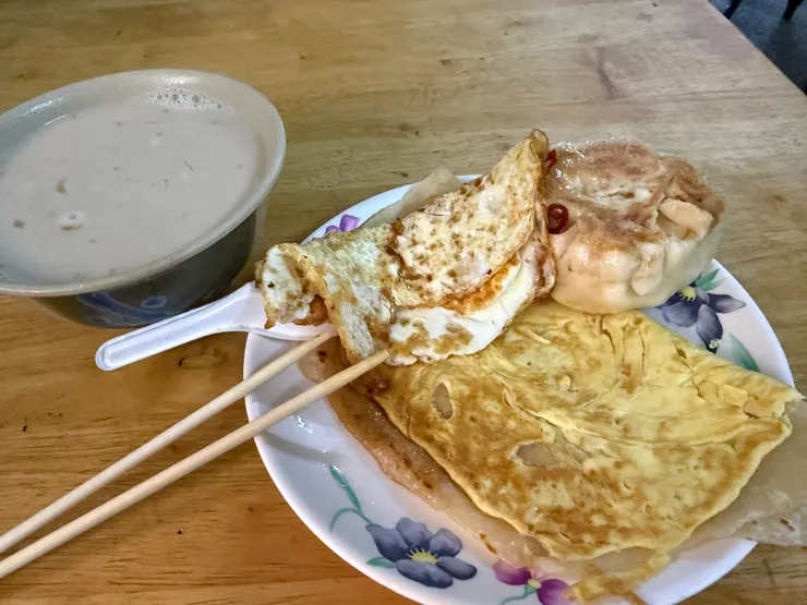 有特色的蛋餅跟漿