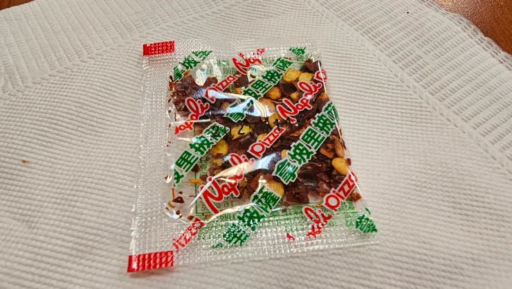 拿坡里披薩的調味料!