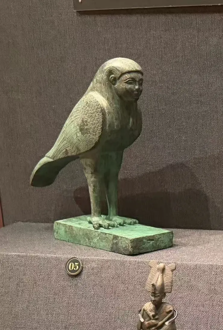 巴的人面鳥青銅像