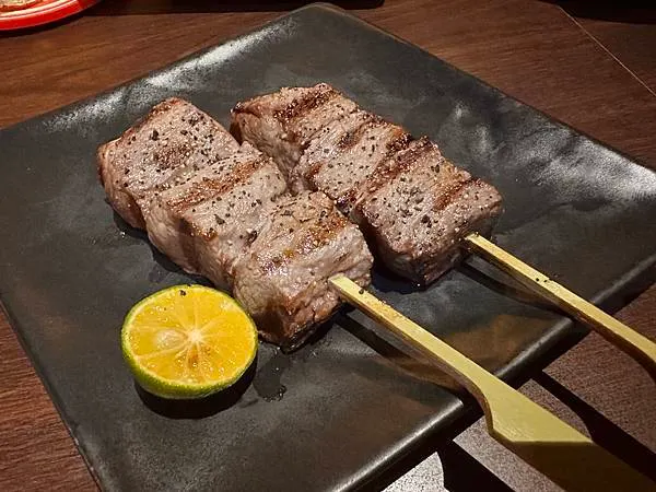 【士林美食】大村武串燒居酒屋-路邊的日式恣意小角落。士林美食