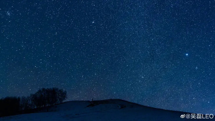 太美了,簡直是一幅畫!(我是個星控,超愛這片星河!)