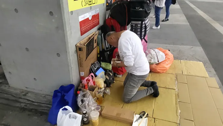 台中火車站遊民(李建崑攝影)