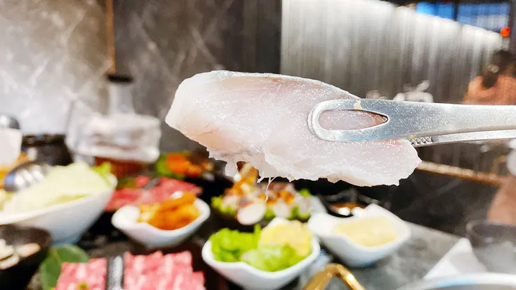 【武鶴和牛火鍋-吉林總店】A5和牛吃到飽、鱈場蟹腳吃到飽,送波士頓龍蝦│台北火鍋吃到飽推薦