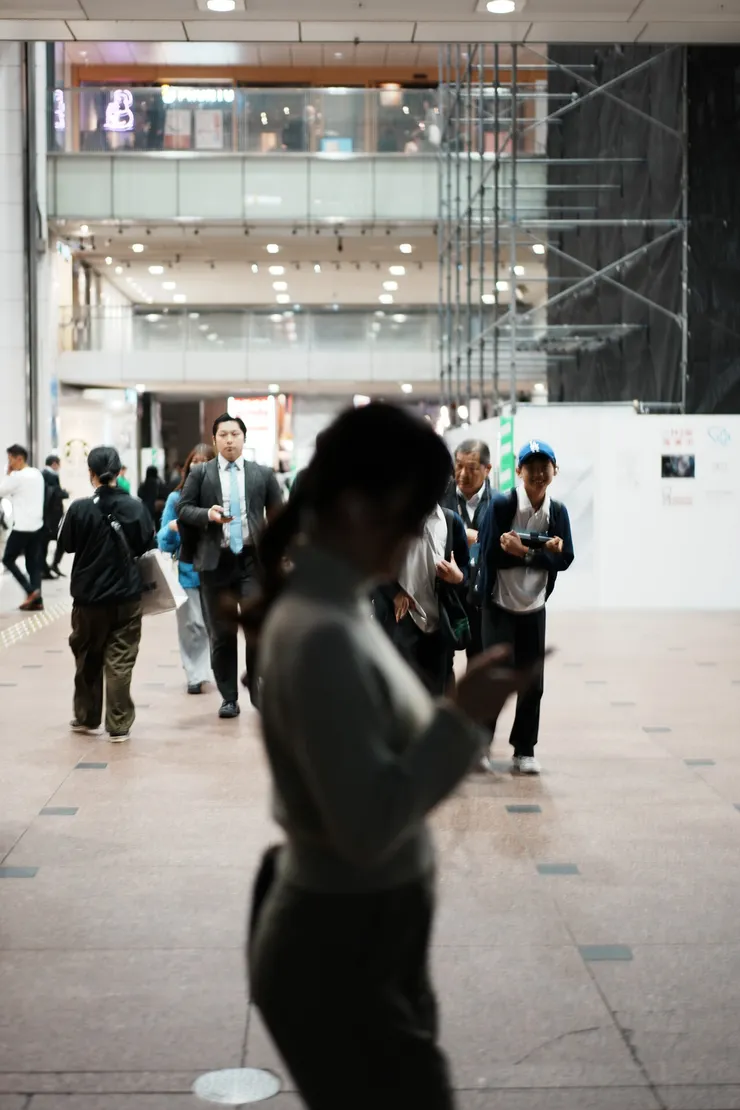 方向不同的旅人們，相遇時會有什麼樣的遭遇？有時可以自己試著去挑戰看看。