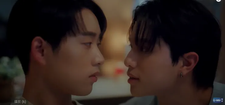 氛圍這麼好，本來以為Thame要親上去，結果他居然說要回家...🤣🤣🤣