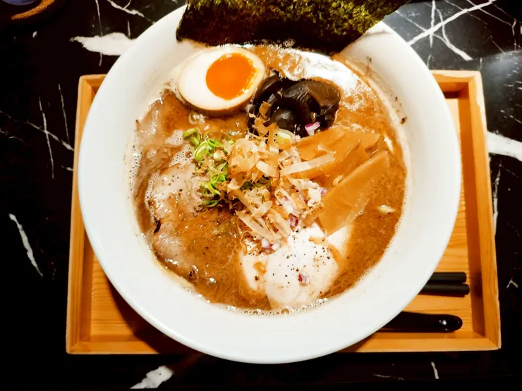 魚介豚雞拉麵 $240