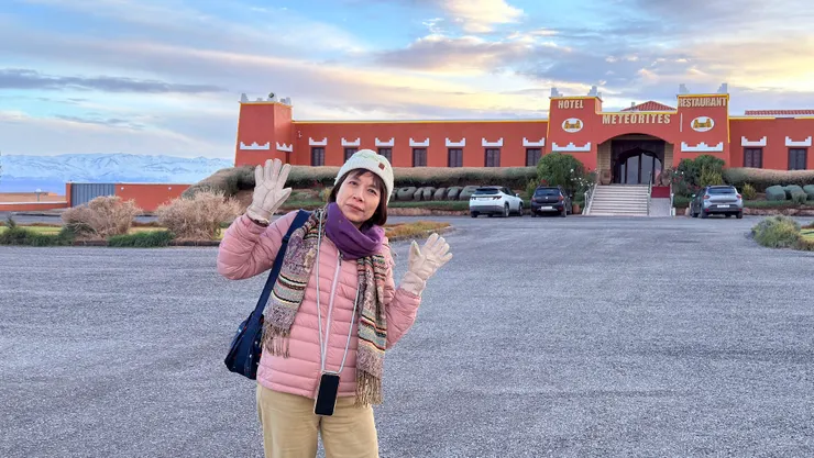 怕淹水嗎？入口階梯好多階。