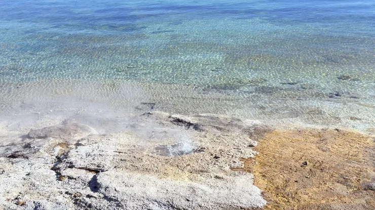 釣魚錐噴泉強強滾