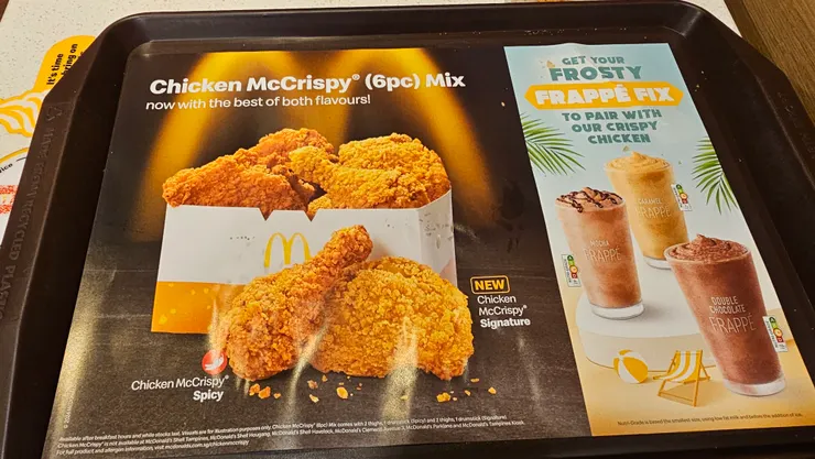 新加坡麥當勞的廣告!