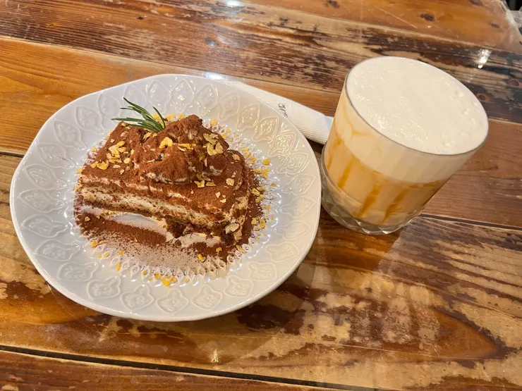 Remember Me_記得我．Café －太妃糖紅茶牛奶+提拉米蘇