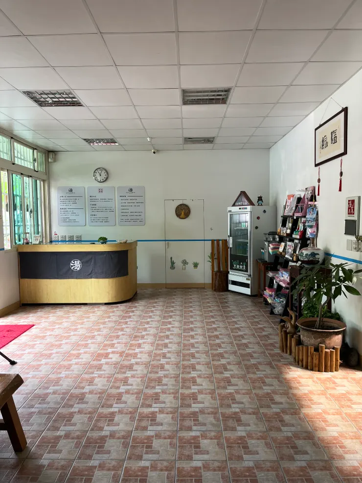 簡易櫃檯以及販賣區