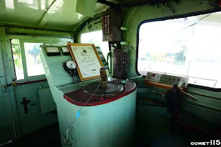 20噸級5號機關車駕駛室內部