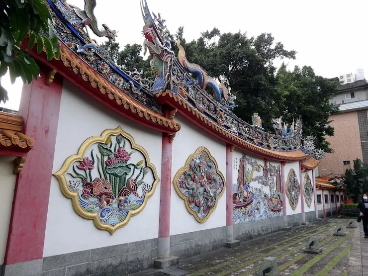 精緻浮雕（圖片截圖於網路）