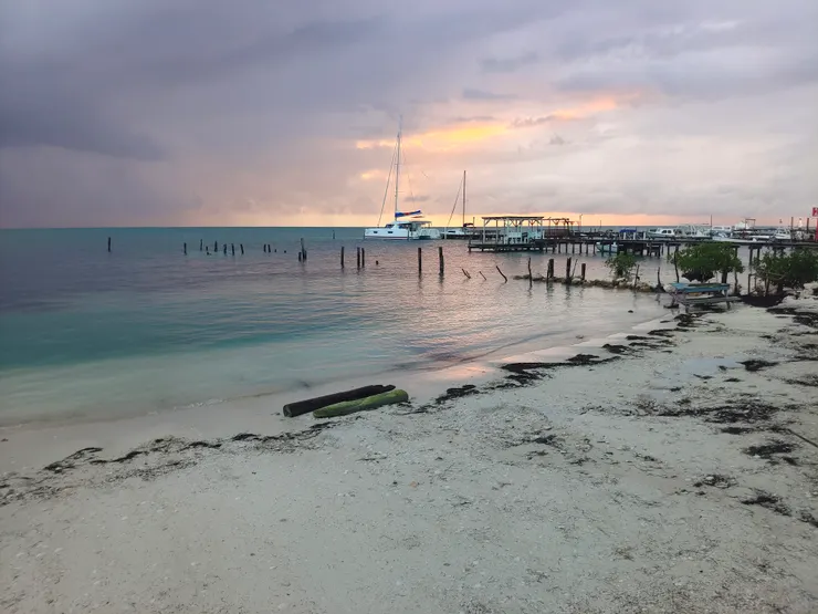 貝里斯考克島的清晨。