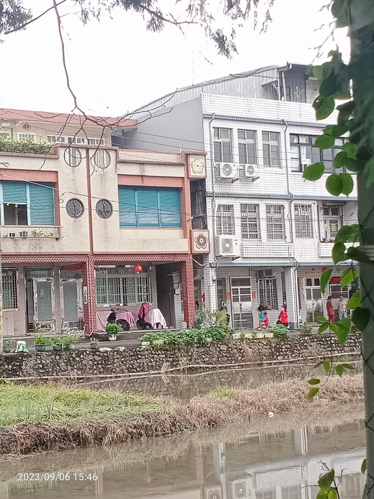 常見透天厝合法建物中─分為有使用執照及無使用執照，施工前先調閱相關資料清楚為宜。