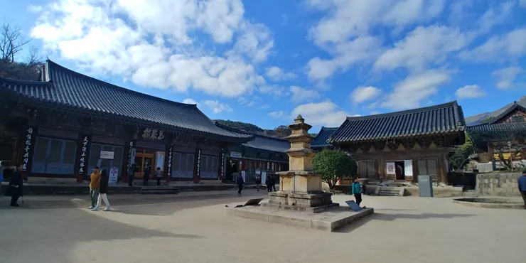 拍攝於2019年11月13日，韓國 慶尚南道 通度寺