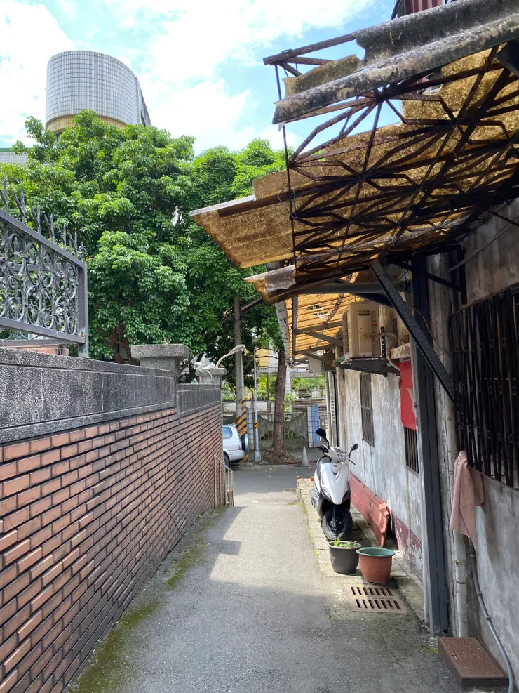 頂公館老聚落、公館街61巷出口