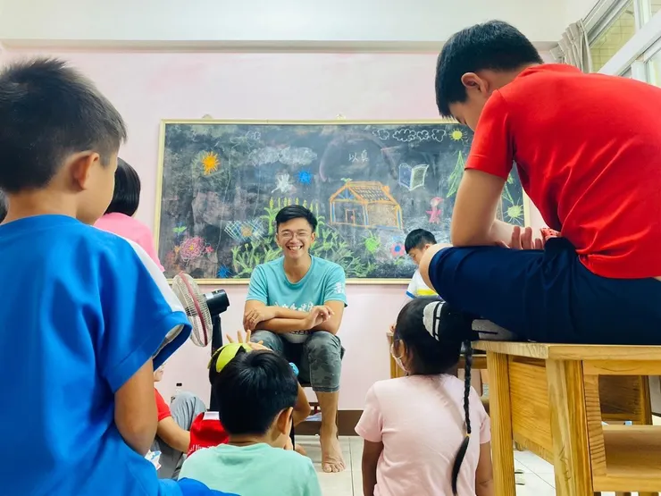 在彬森林的課堂中,老師也往往以故事開啟與孩子們的對話