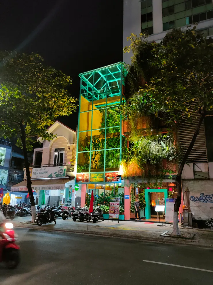 原本要去的按摩店已經客滿