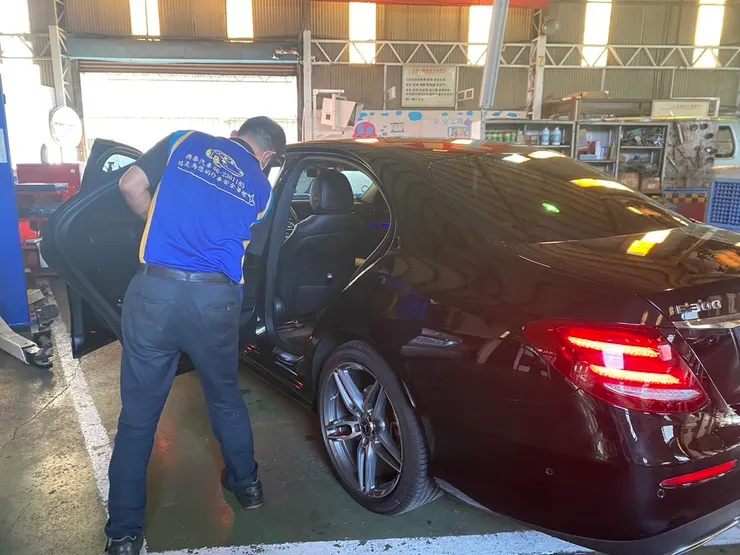 台南修車保養廠推薦【興泰汽車修配廠】一試成主顧!過保汽車保養