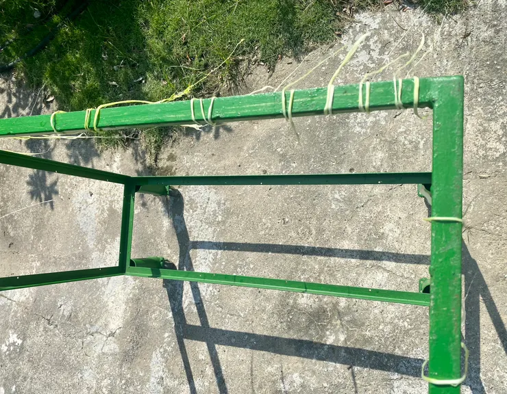 曝曬中的鳳梨纖維