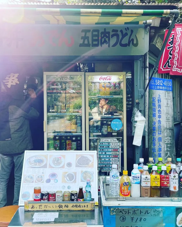 陽光灑落的畫面好美