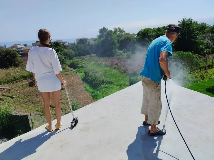 上午的工作：刷陽台